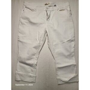 Signature by Levi Strauss Women's White Mid-Rise Capri Sz 20